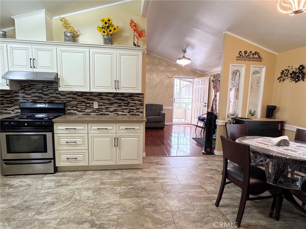 21210 E Arrow Highway 120 Property Photo 17
