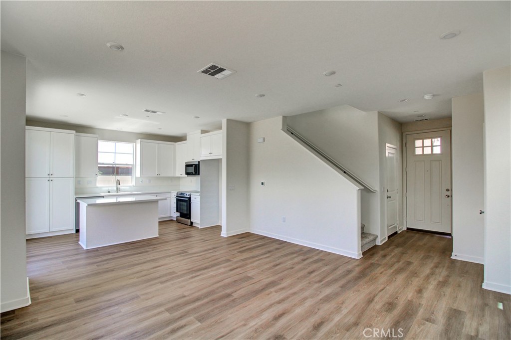7199 Lisbon Way Property Photo 3