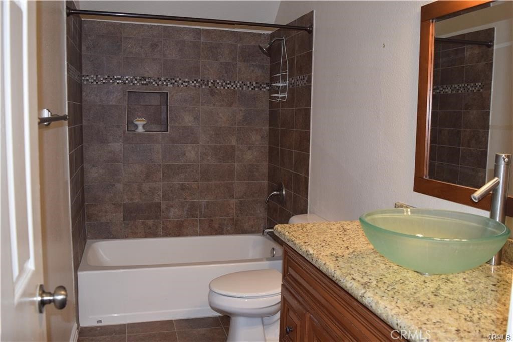 9940 Highland Property Photo 10