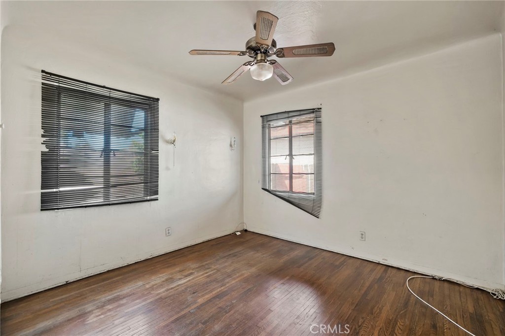 1565 N Palomares Property Photo 19