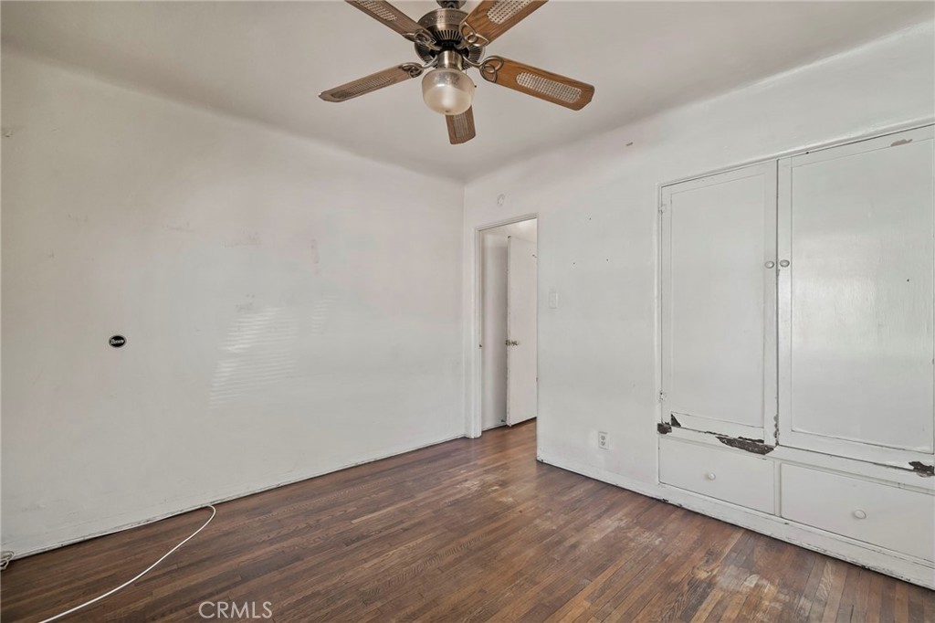 1565 N Palomares Property Photo 20