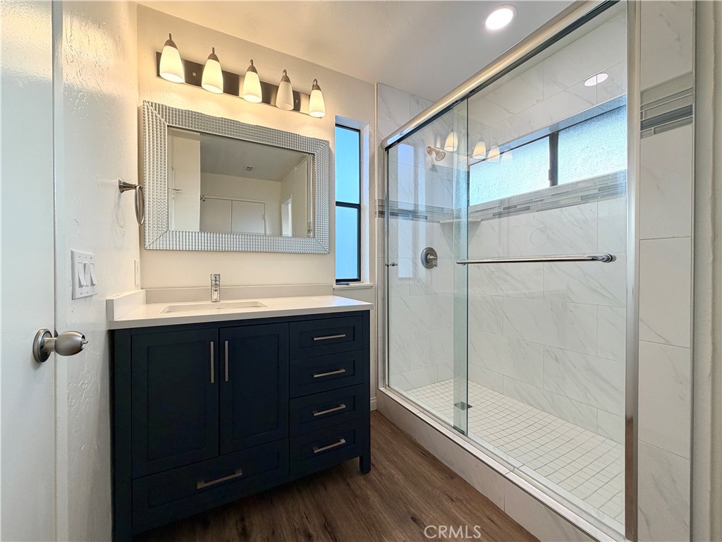 324 W 7th Street Property Photo 10