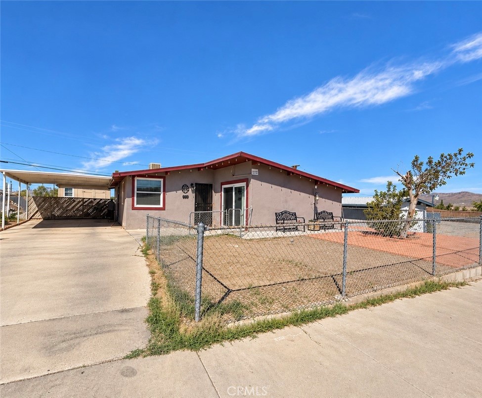 550 S Muriel Property Photo 1