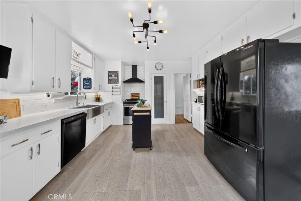 644 Arden Avenue Property Photo 16