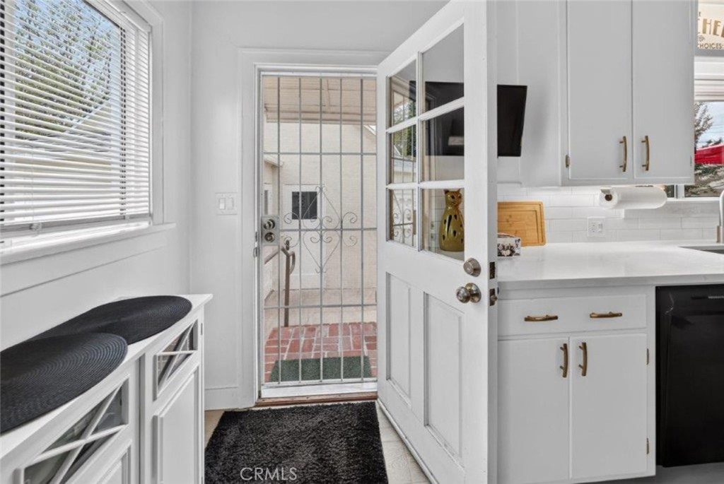 644 Arden Avenue Property Photo 18