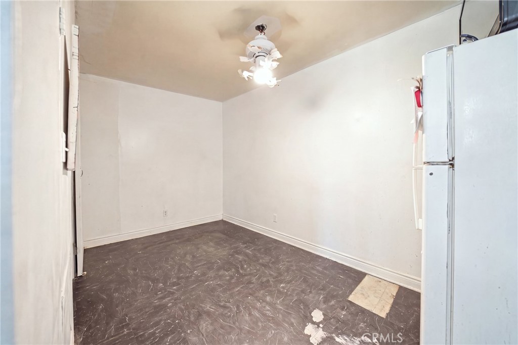 8205 Stanford Ave Property Photo 28