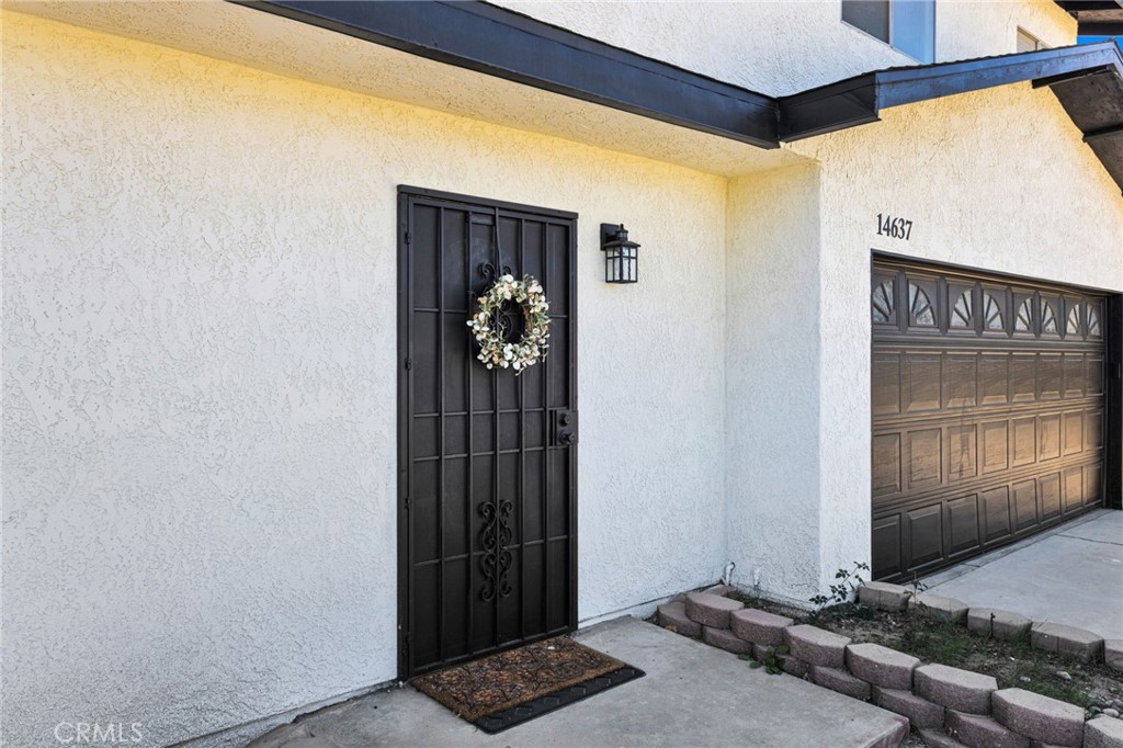 14637 Sequoia Property Photo 6