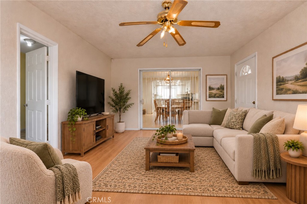 14637 Sequoia Property Photo 14