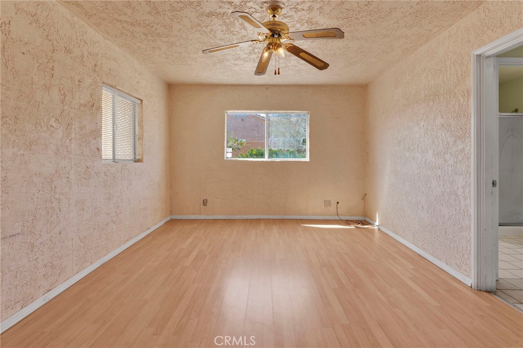 14637 Sequoia Property Photo 18