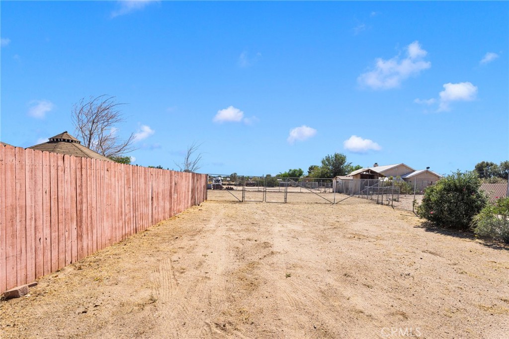 14637 Sequoia Property Photo 47