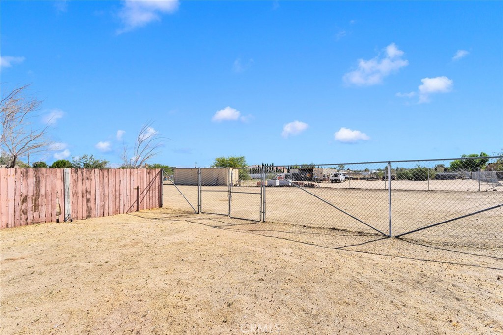 14637 Sequoia Property Photo 48