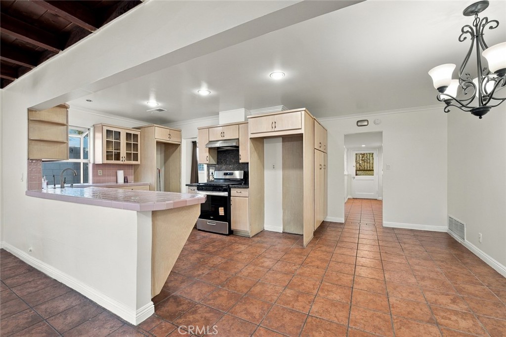 1951 S Shadydale Property Photo 24