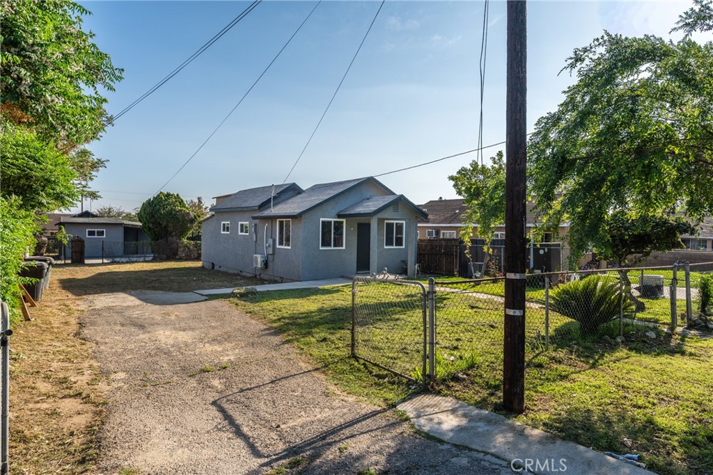 9777 Feron Property Photo 1