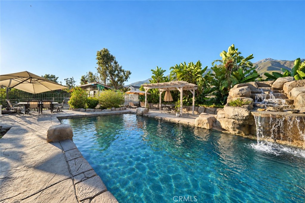 9780 Cinch Ring Property Photo 1