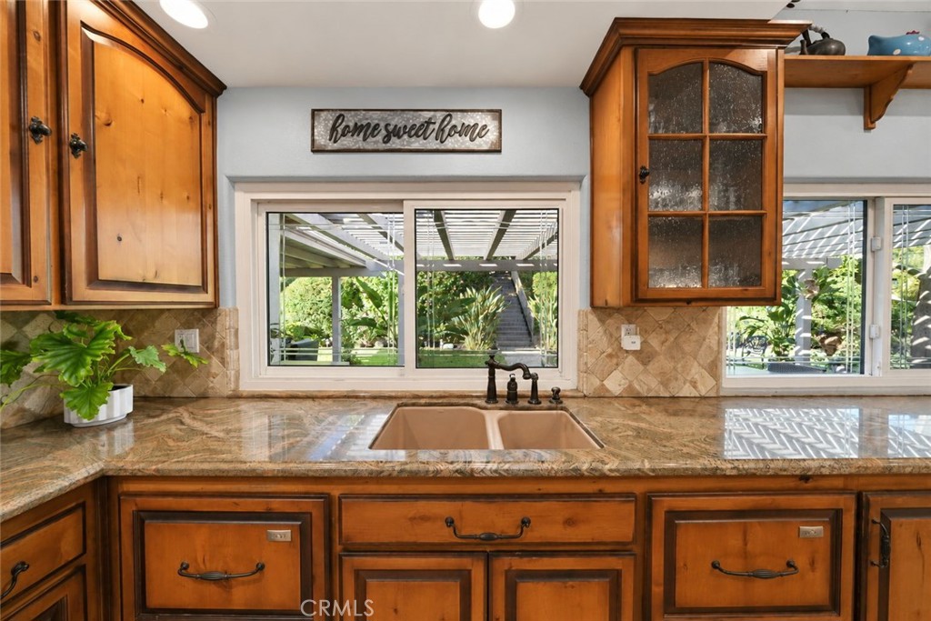 9780 Cinch Ring Property Photo 20