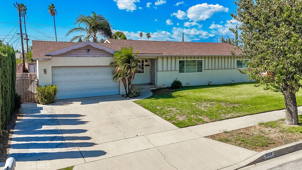 9826 Larch Avenue Property Photo 3