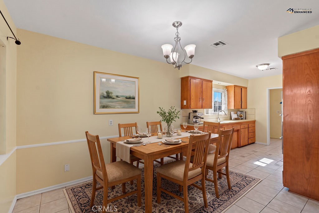 9826 Larch Avenue Property Photo 6