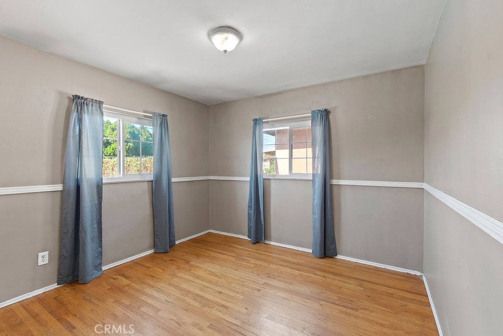 9826 Larch Avenue Property Photo 17