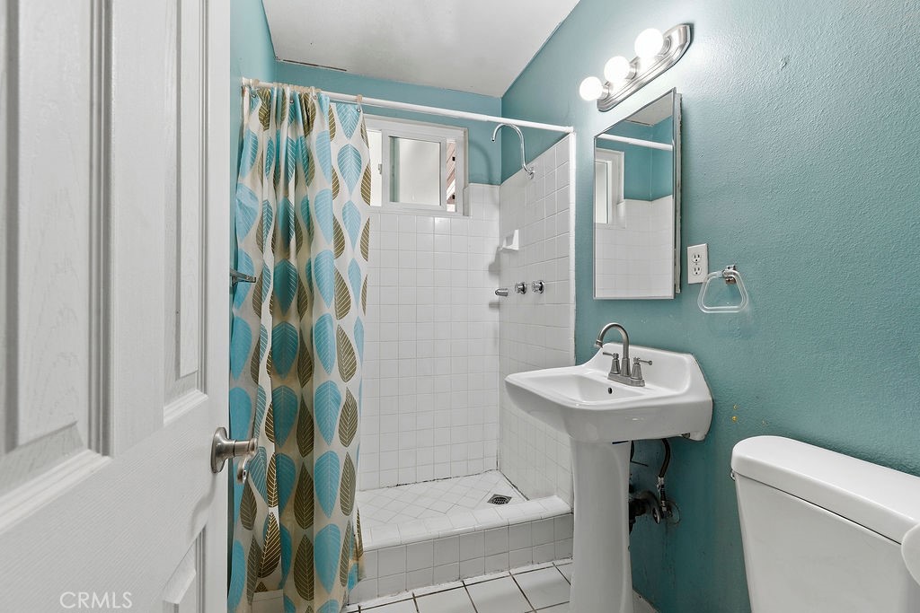 9826 Larch Avenue Property Photo 18