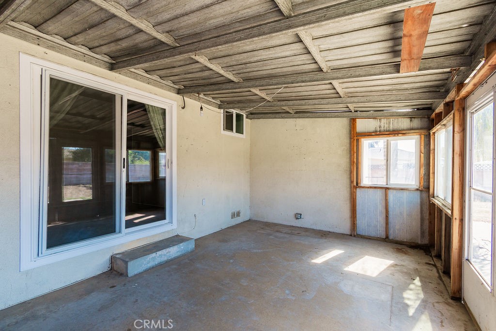 9826 Larch Avenue Property Photo 22