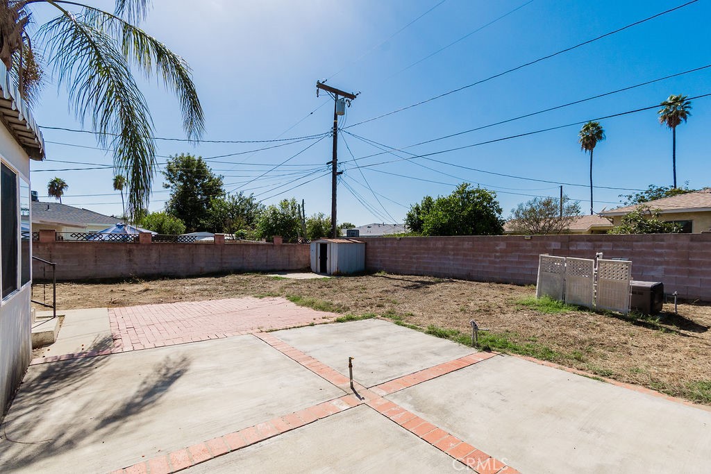 9826 Larch Avenue Property Photo 30