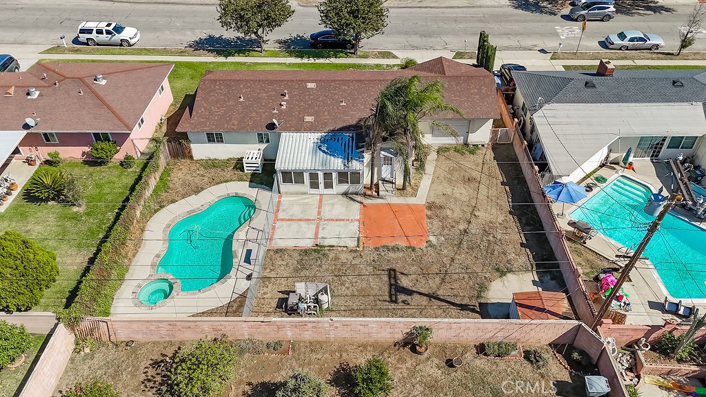 9826 Larch Avenue Property Photo 33