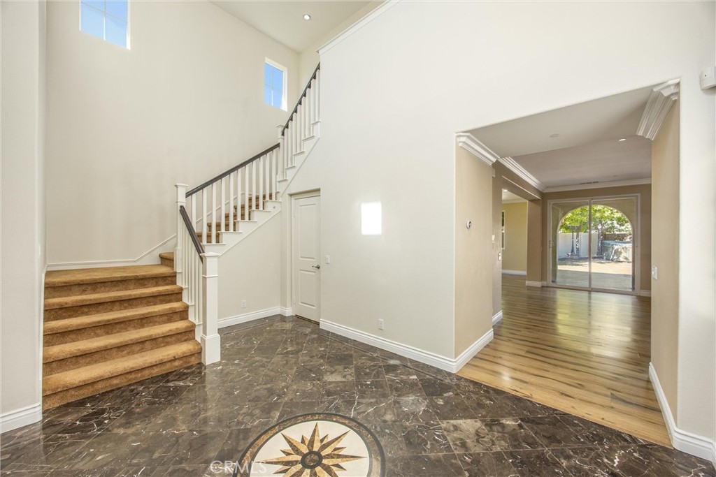 3020 Campania Terrace Property Photo 4