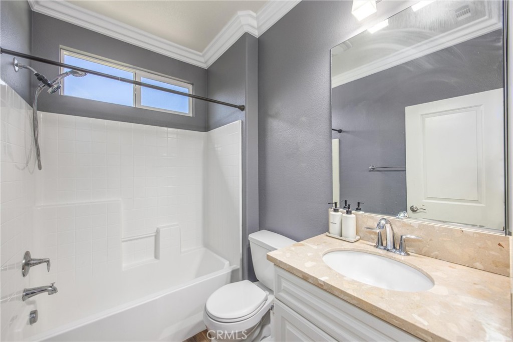 3020 Campania Terrace Property Photo 24