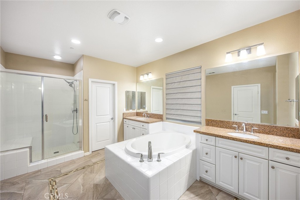 3020 Campania Terrace Property Photo 28