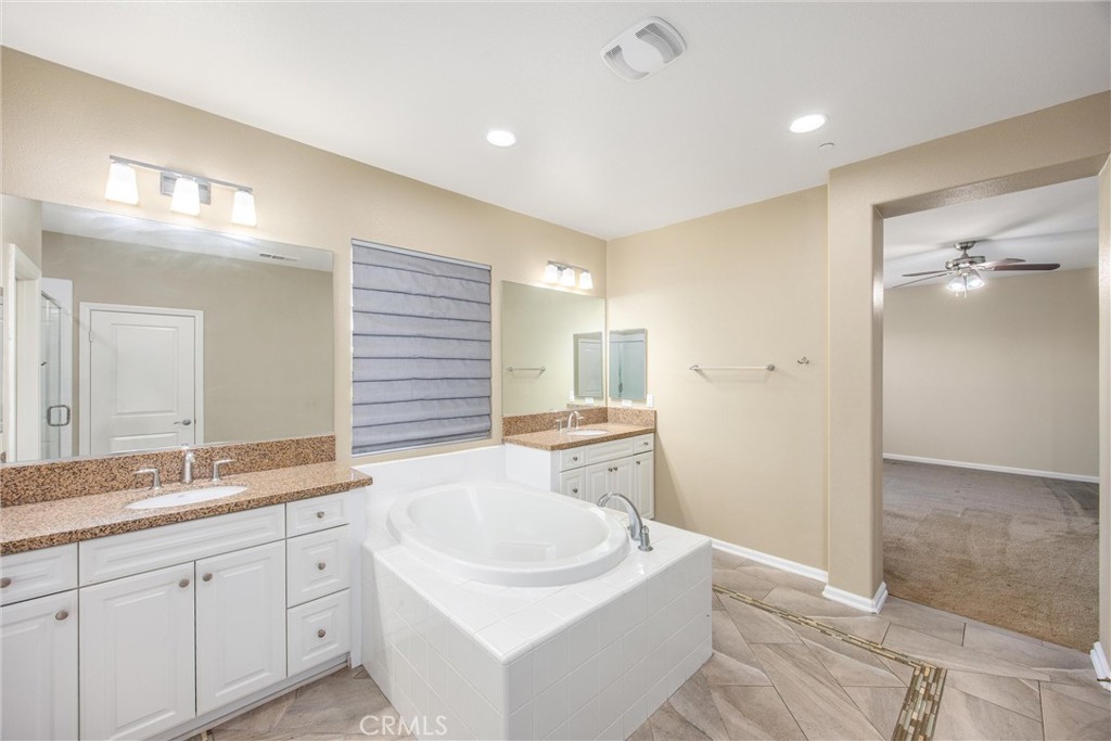 3020 Campania Terrace Property Photo 29