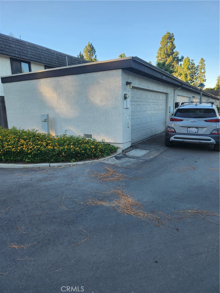 607 Briarwood Property Photo 3