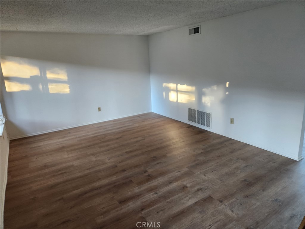 607 Briarwood Property Photo 9