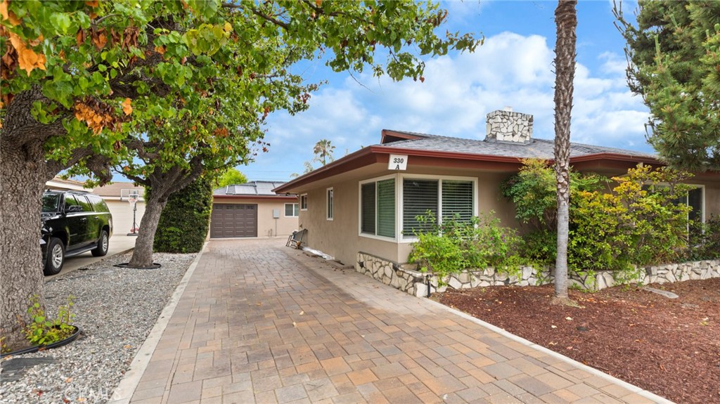 330 Teasdale B Property Photo 12