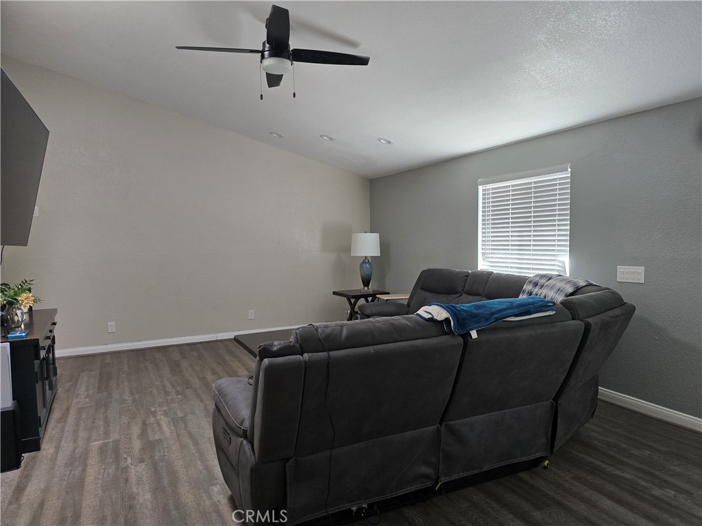 9168 Espada Avenue Front Property Photo 14