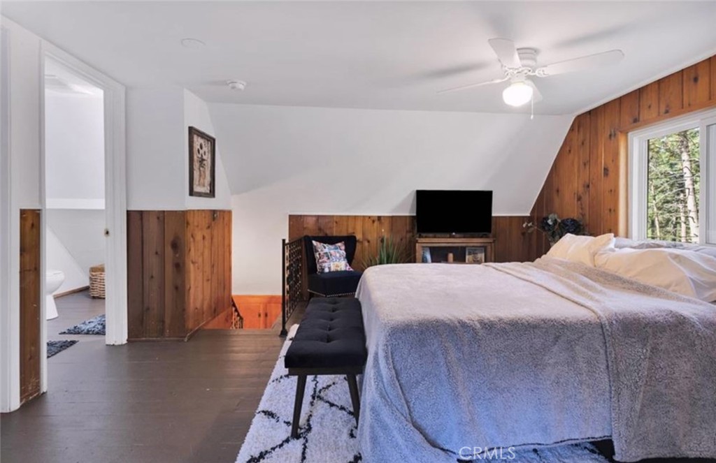 1056 Eagle Property Photo 8
