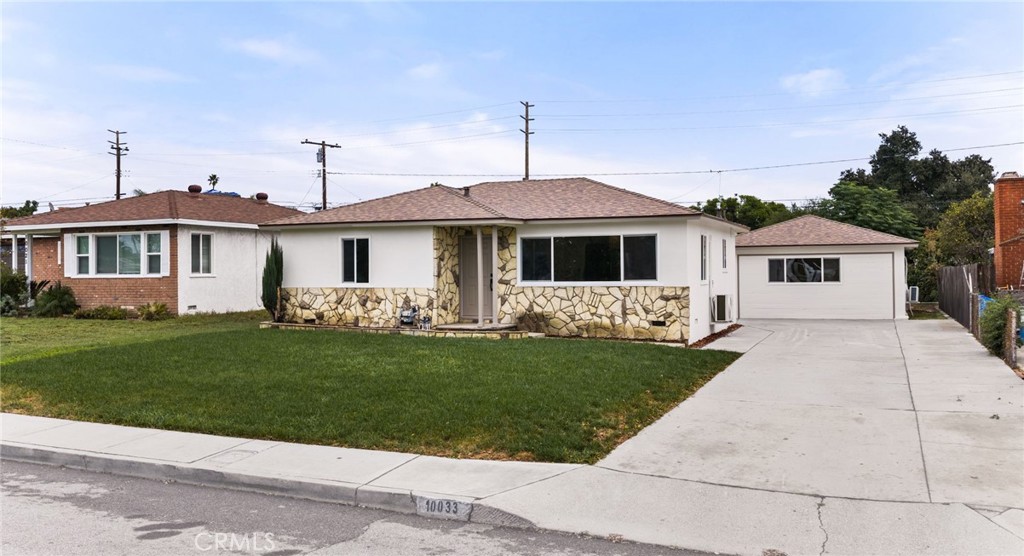 10033 Del Mar Avenue Property Photo 3