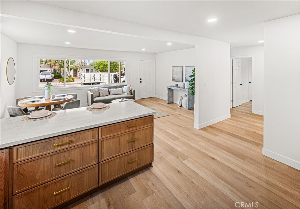 10033 Del Mar Avenue Property Photo 15