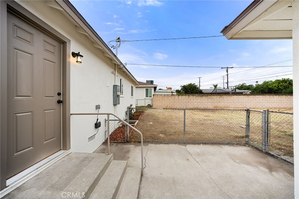 10033 Del Mar Avenue Property Photo 23