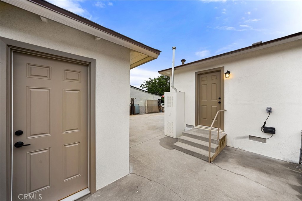 10033 Del Mar Avenue Property Photo 24