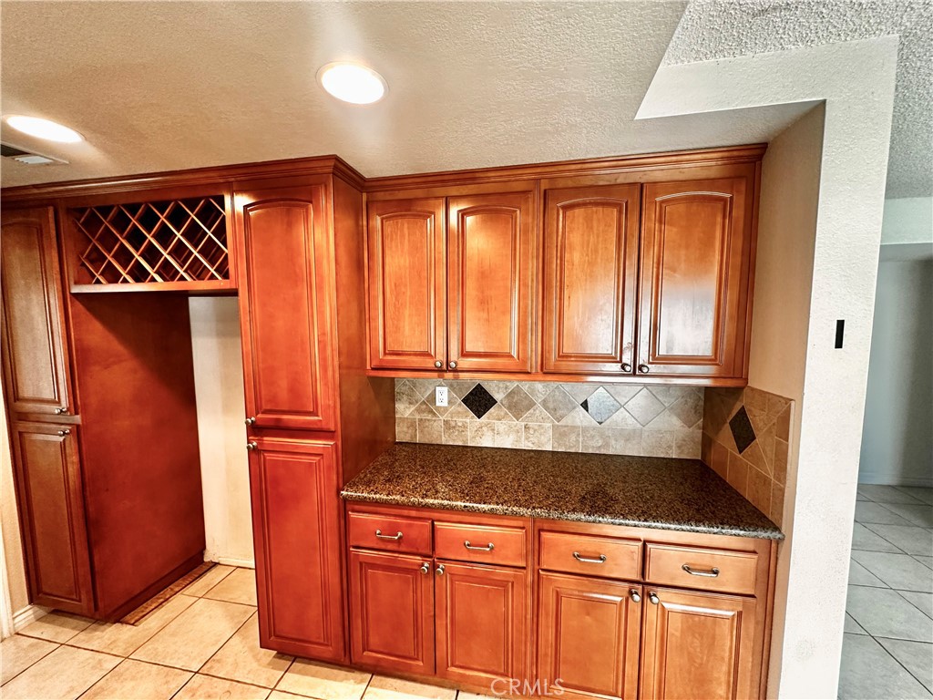 13384 Ironstone Avenue Property Photo 6