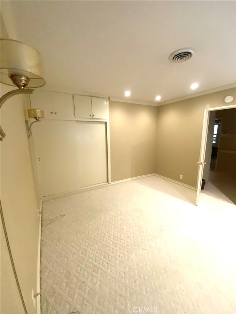 651 S Albertson Property Photo 18