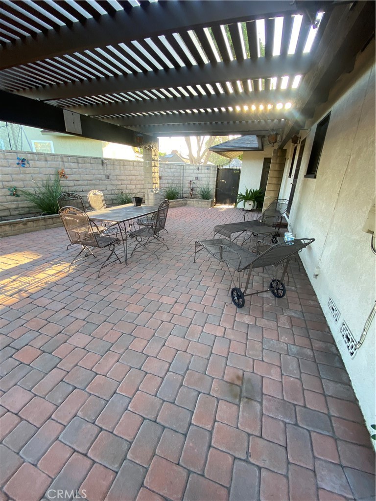 651 S Albertson Property Photo 28