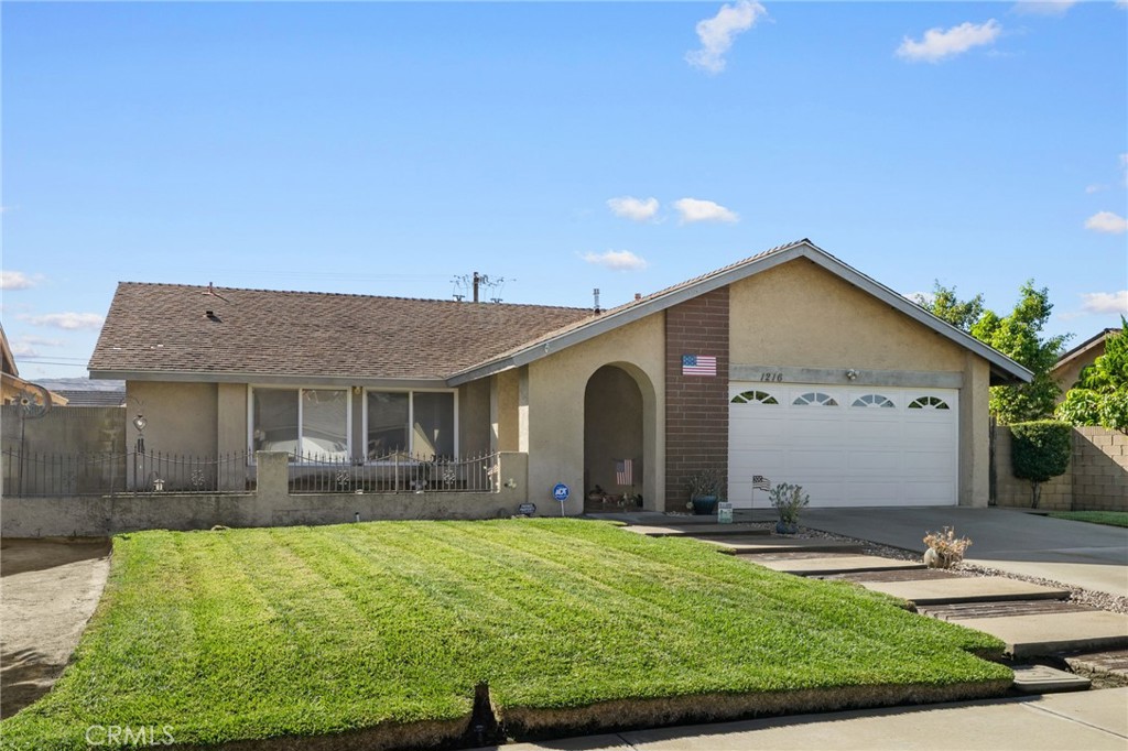 1216 Grossmont Property Photo 28
