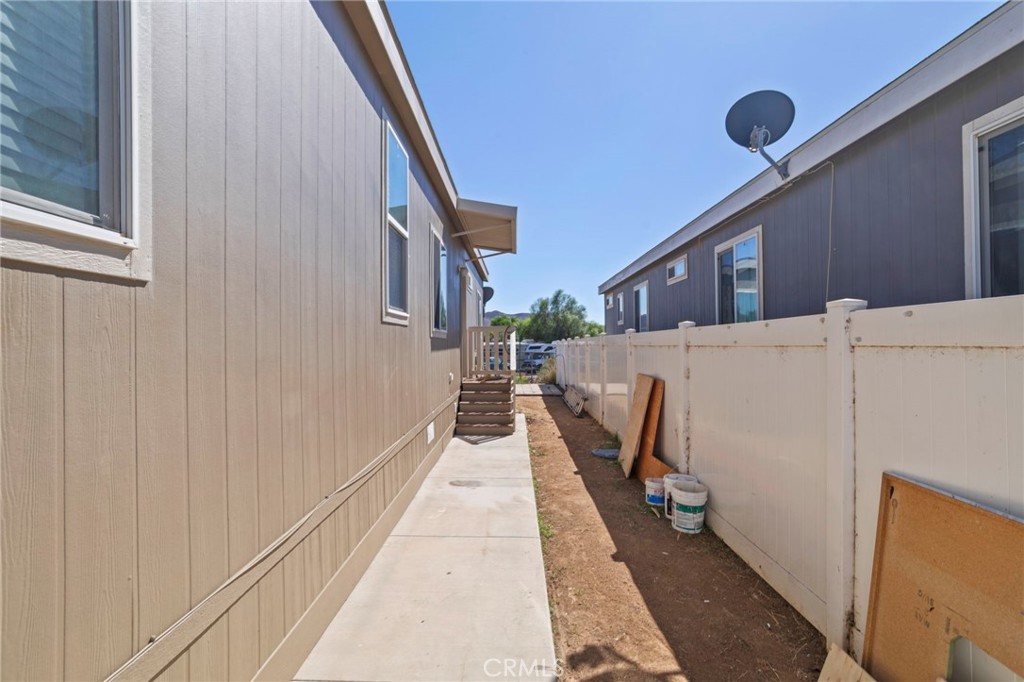 8086 Mission Boulevard 39 Property Photo 24