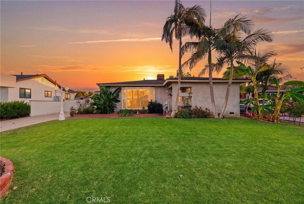 1222 E Elgenia Property Photo 1