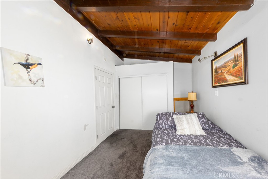 1122 W Service Property Photo 15