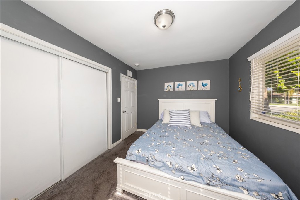 1122 W Service Property Photo 21