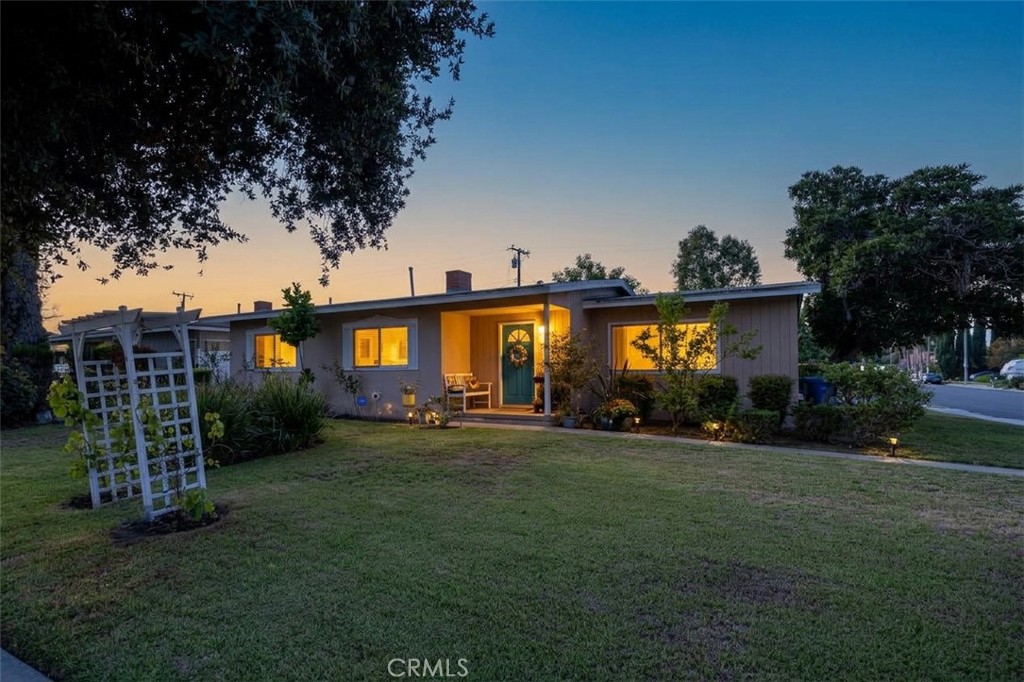 1122 W Service Property Photo 35
