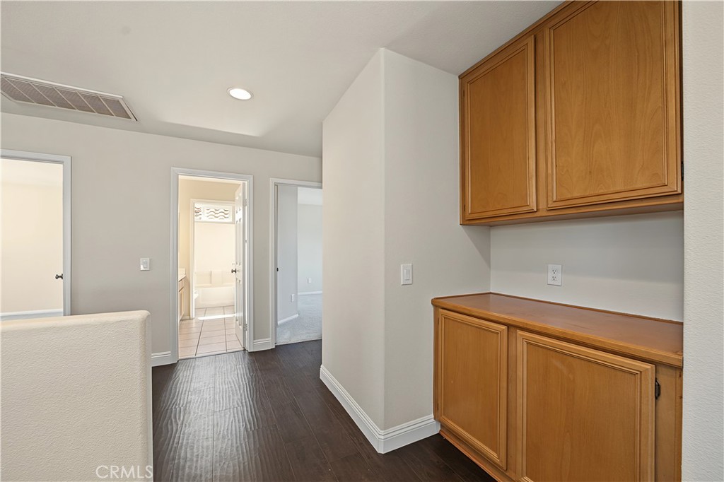 1561 N Catskills Property Photo 28