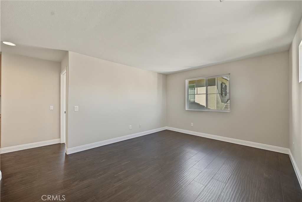 1561 N Catskills Property Photo 32